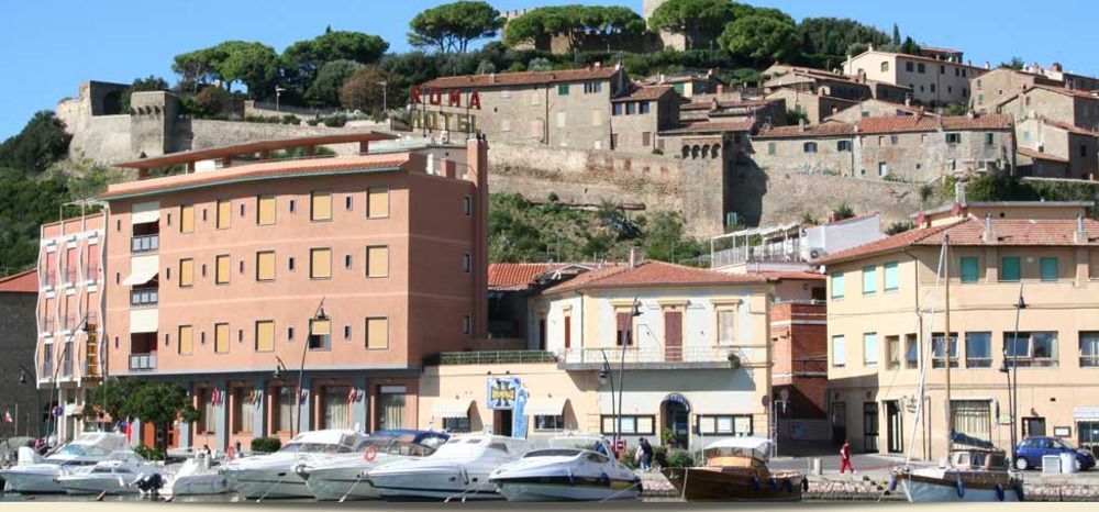 Roma Hotel Castiglione della Pescaia Exterior photo