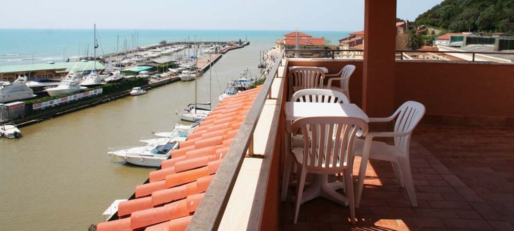 Roma Hotel Castiglione della Pescaia Exterior photo